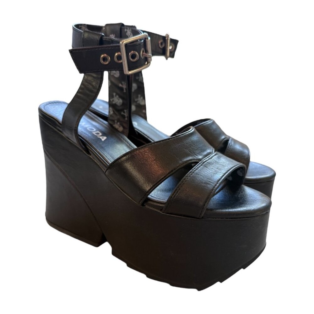 Lamoda Downtown Doll Platform Heels